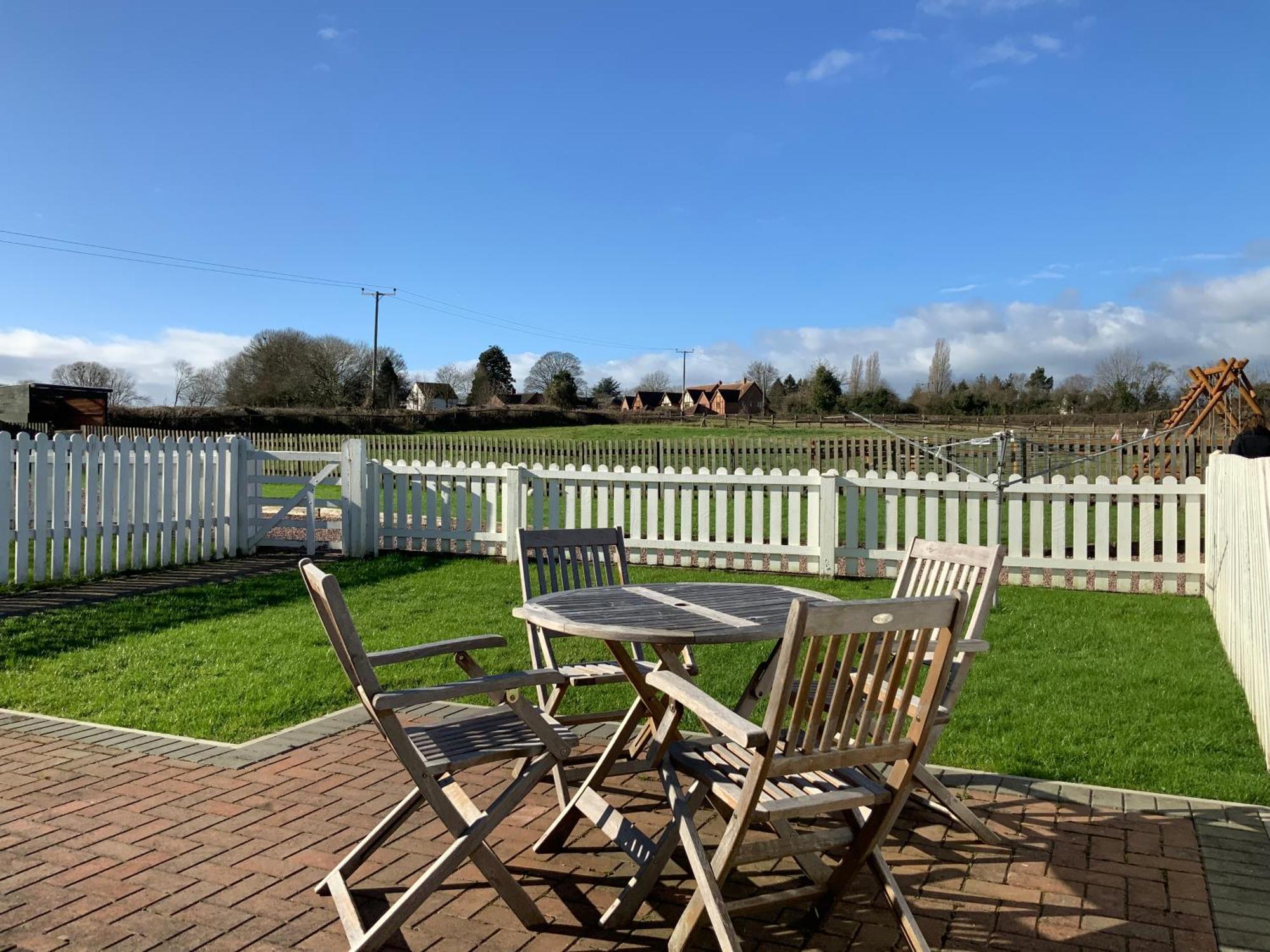 Woodpecker Cottage At Frog Trotters Cottages Hartpury Exterior foto